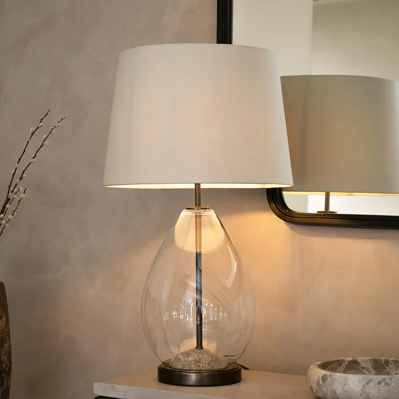 Kallestad Bronze bordlampe i glass og alabast fra RV Astley