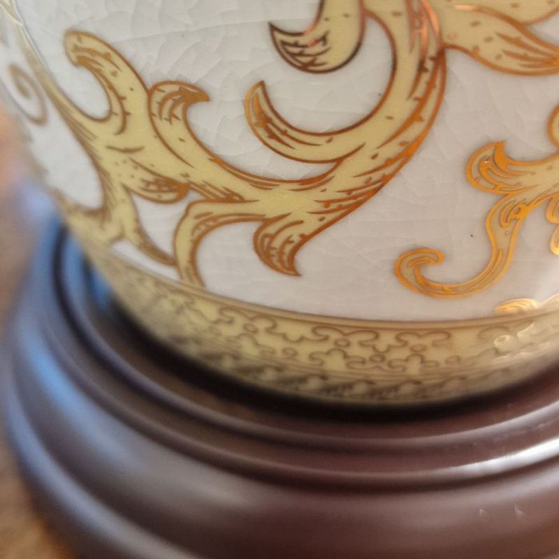 Gold Thistle - Bordlampe m/skjerm